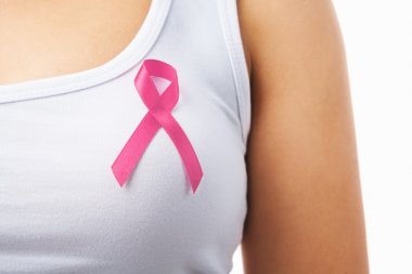 pembe rozet kadının göğsünde breat kanser neden destek
