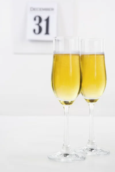 Champanhe em véspera de Ano Novo — Fotografia de Stock
