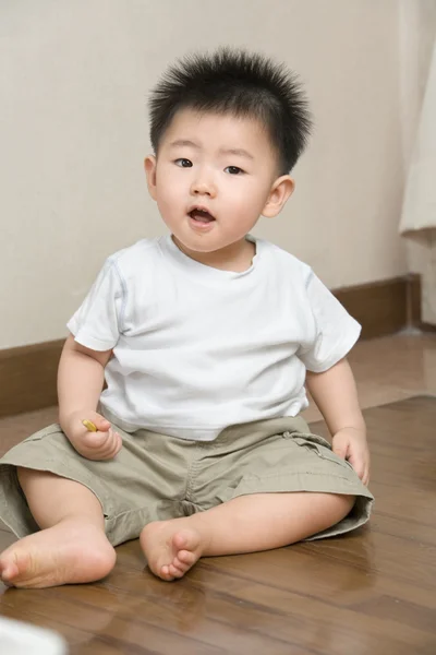 Expressão da criança asiática — Fotografia de Stock