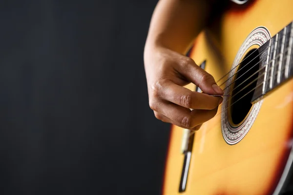 Playing classic guitar — Stock Photo, Image