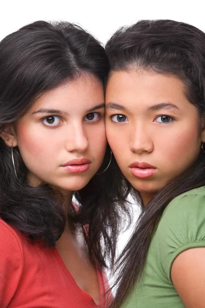 두 여성 틴 에이저 포즈 멋진 카메라 — 스톡 사진