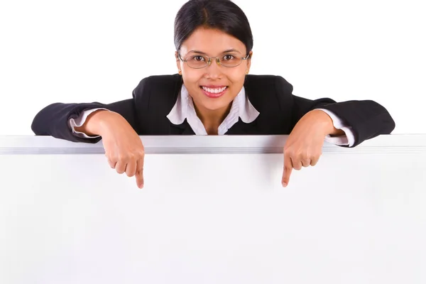 Mulher de negócios apontando para o quadro branco — Fotografia de Stock