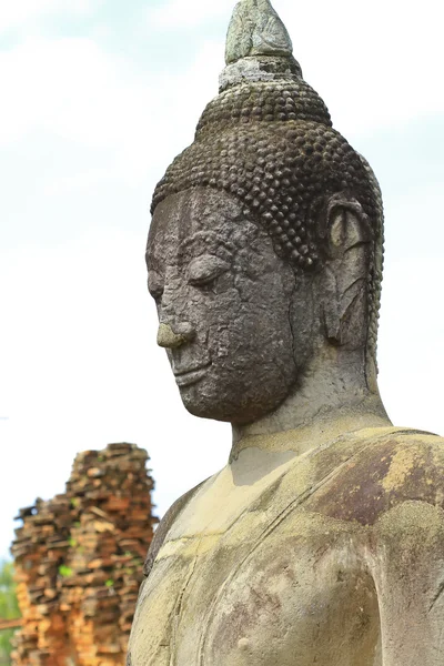 Sten staty av en buddha — Stockfoto