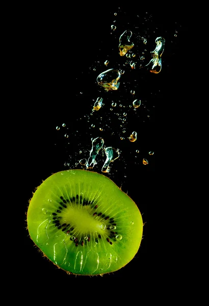 stock image Kiwi sinking in water