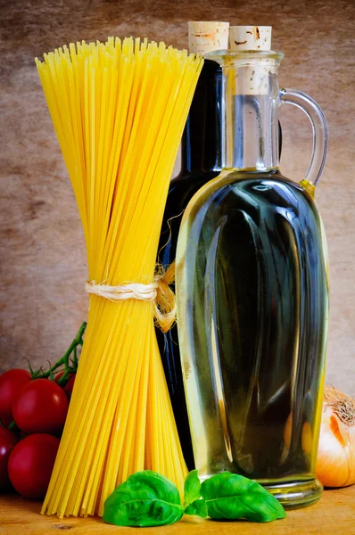 Spaghetti kookingrediënten — Stockfoto