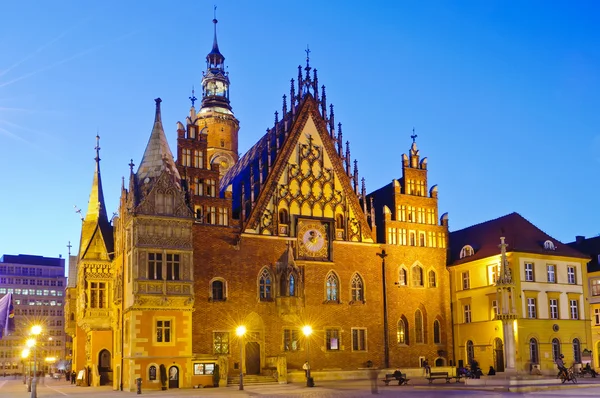 Stary Ratusz we Wrocławiu w nocy — Zdjęcie stockowe