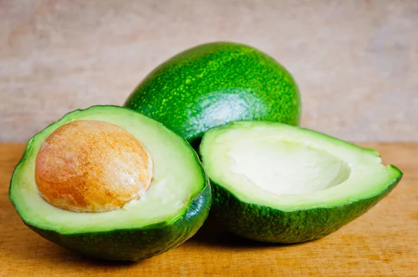 Organic avocados — Stock Photo, Image