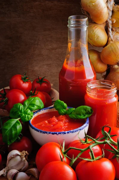 Salsa de tomate bodegón — Foto de Stock