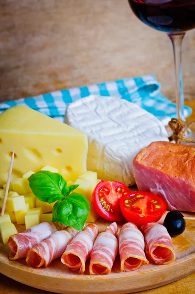 Prosciutto and cheese — Stock Photo, Image