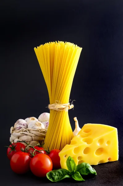 Traditionele pasta ingrediënten — Stockfoto
