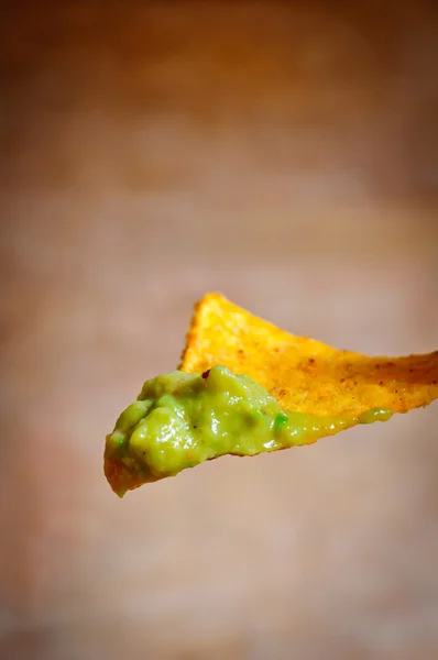 Chips de nacho e mergulho — Fotografia de Stock