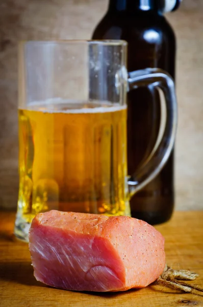 Ham and beer — Stock Photo, Image