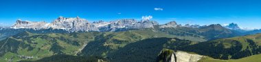 Dolomites dağ manzarası