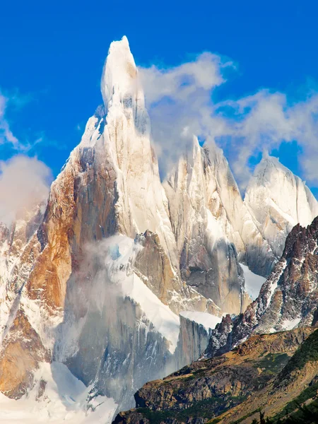 Cerro torre summitu v Patagonii, Jižní Amerika — Stock fotografie