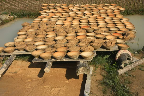Traditional pottery works of the Miao — Stock Photo, Image