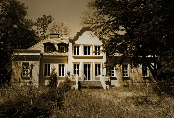 Casa embrujada mansión — Foto de Stock