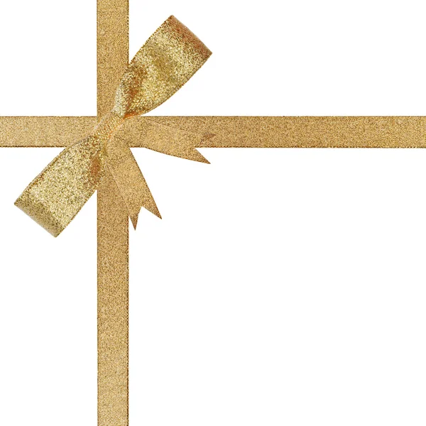 Altın şerit hediye mevcut yay üzerinde beyaz izole — Stok fotoğraf