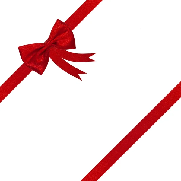 Beyaz izole kırmızı kurdele hediye yay mevcut — Stok fotoğraf