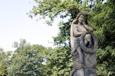 angel Mezarlığı'nın antik heykel