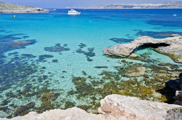 De blauwe lagune - comino, malta — Stockfoto