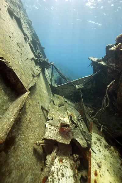 Немецкое грузовое судно "Корморан" затонуло в 1984 году — стоковое фото