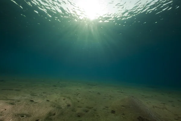 Океан и солнце в Красном море . — стоковое фото