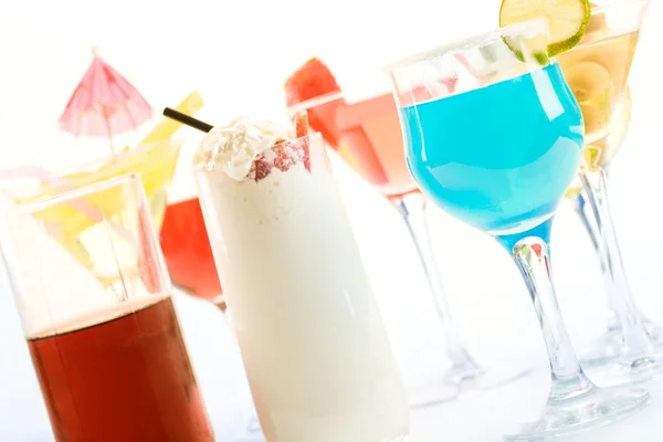 Cocktails — Stockfoto