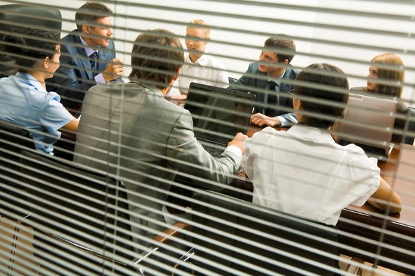 Discussie in office — Stockfoto