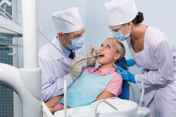 Sanación de dientes —  Fotos de Stock