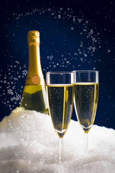 Champagne in snow — Stock Photo, Image