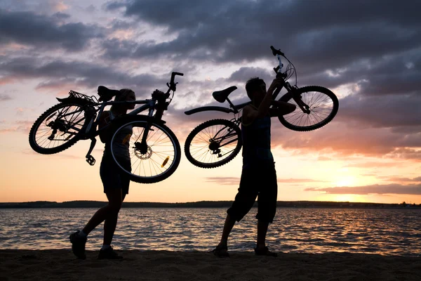 Prowadzenie rowery — Zdjęcie stockowe