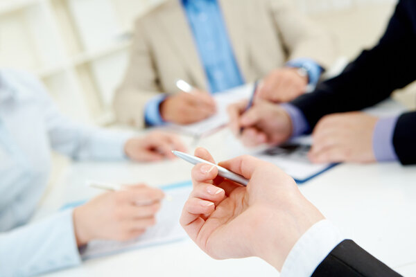 Обсуждаемый жест
