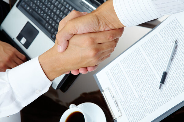 рукопожатие