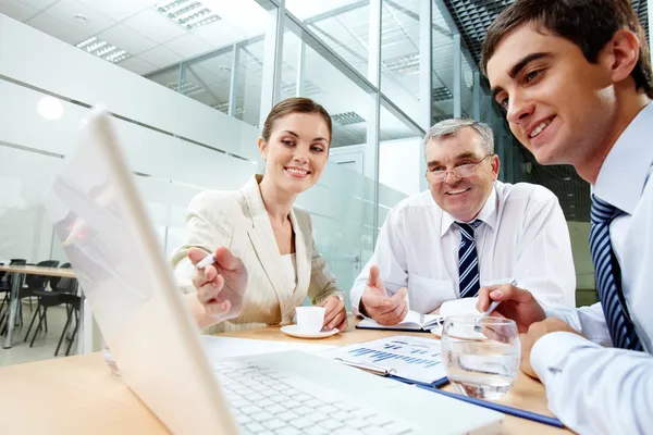 Meeting in office — Stock Photo, Image