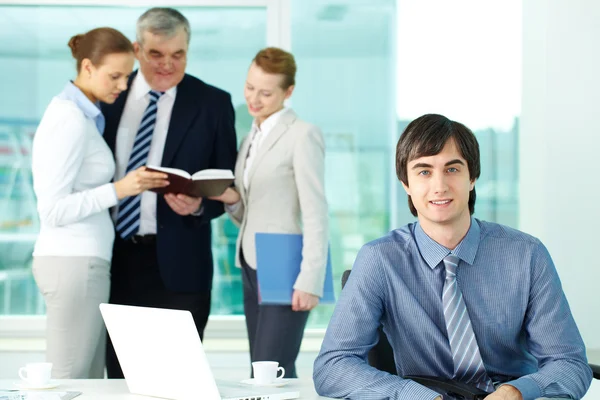 Male leader — Stock Photo, Image