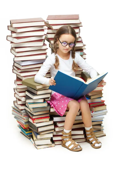 Menina leitura — Fotografia de Stock