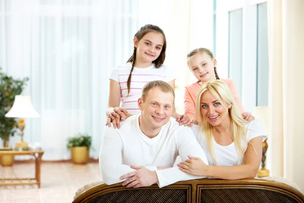 Couple and their kids — Stock Photo, Image