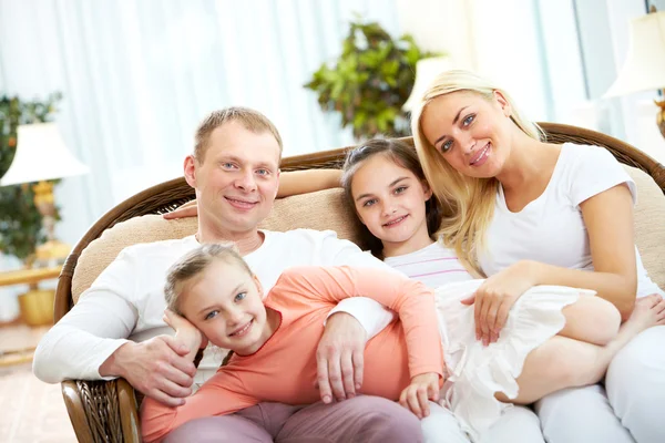 Family relaxing — Stock Photo, Image