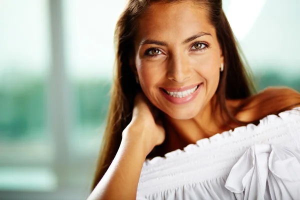 Woman smiling — Stock Photo, Image