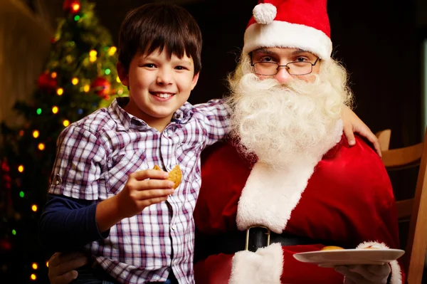Bambino e Babbo Natale — Foto Stock