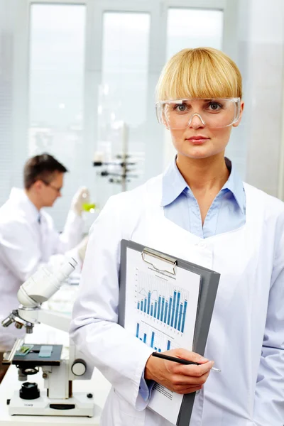 Vrouwelijke wetenschapper — Stockfoto