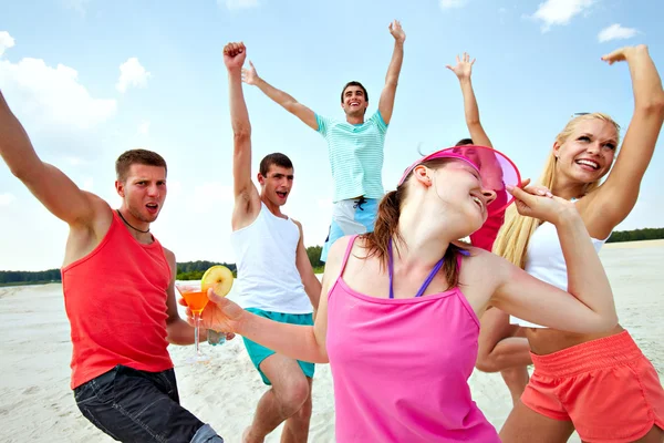 Dancing on beach — Stock Photo, Image