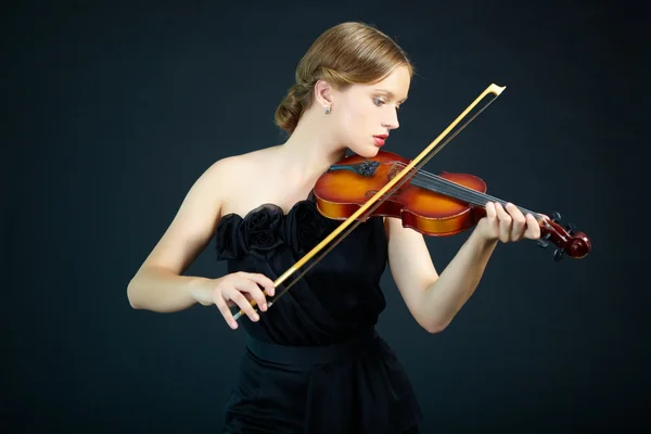 Interpretación de violín —  Fotos de Stock