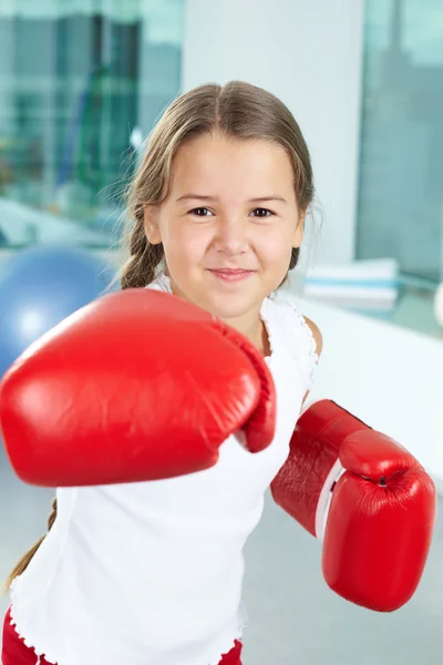 Dziewczyna w Rękawice bokserskie — Zdjęcie stockowe