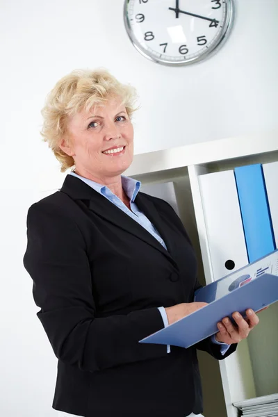 Woman in office — Stock Photo, Image