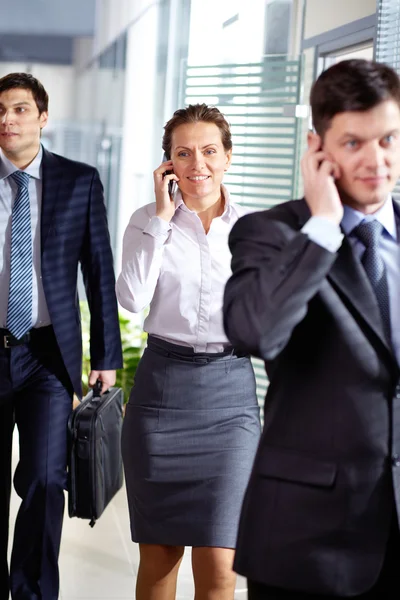 Businesspeople calling — Stock Photo, Image