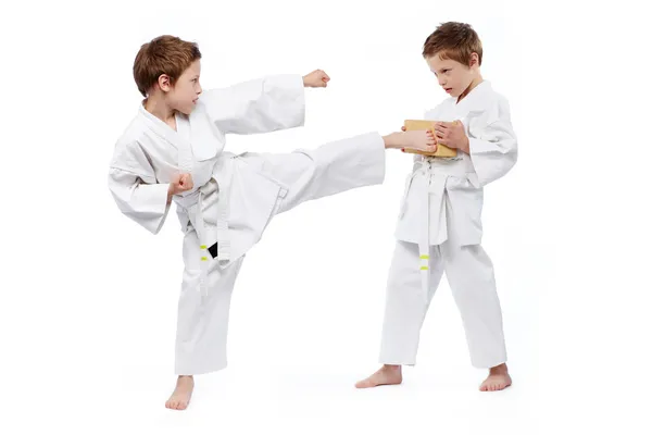 Karate kinderen — Stockfoto