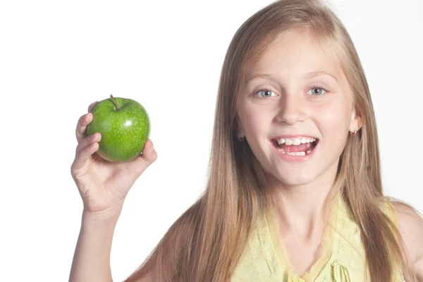 リンゴと小さな女の子 — ストック写真