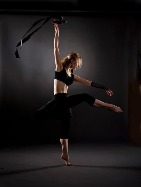Hermosa bailarina de ballet —  Fotos de Stock