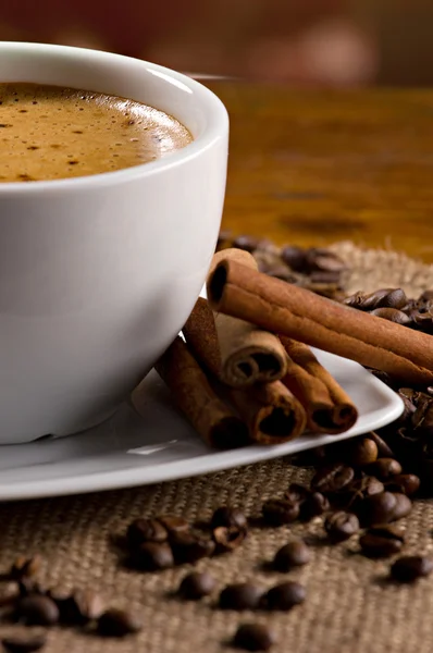 Espresso with cinnamon — Stock Photo, Image
